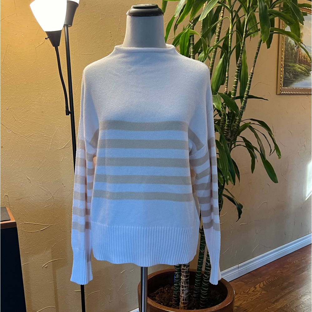 NWT Truth By Republic Sweater